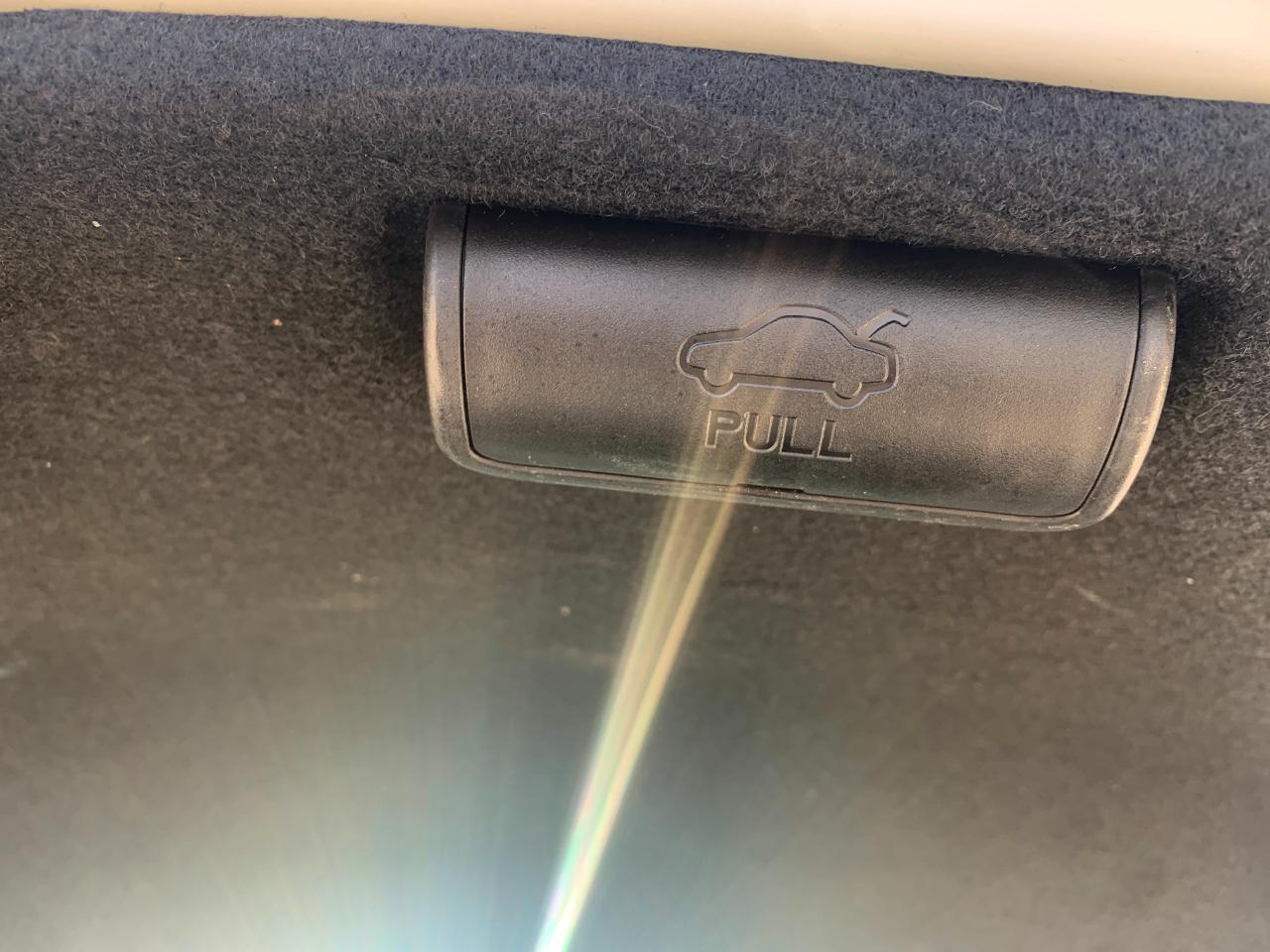 Hyundai Elantra Limited 2020