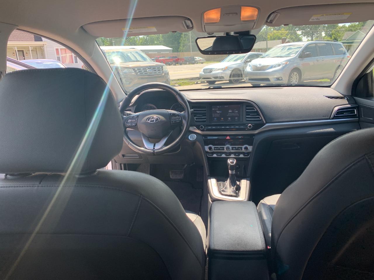 Hyundai Elantra Limited 2020