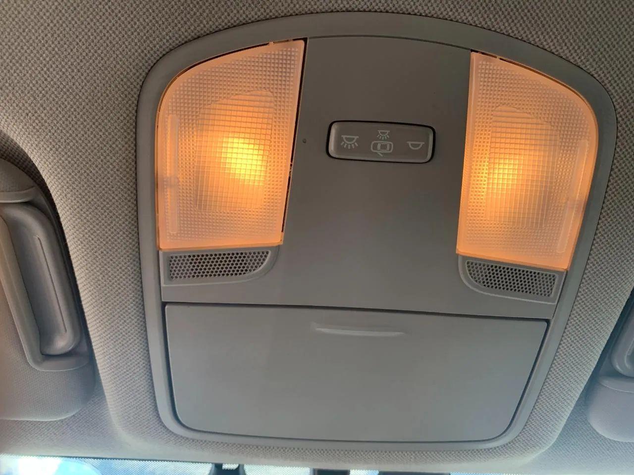 Hyundai Elantra Limited 2020