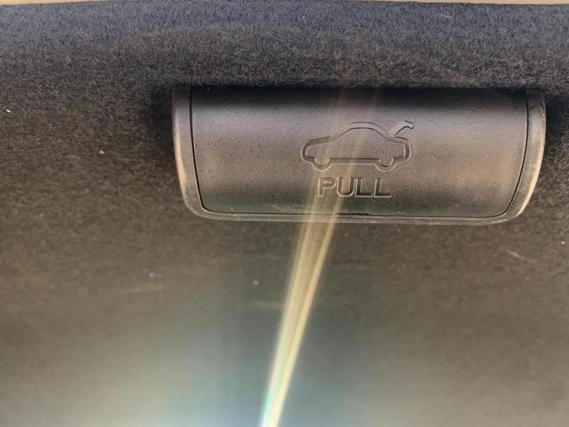 Hyundai Elantra Limited 2020