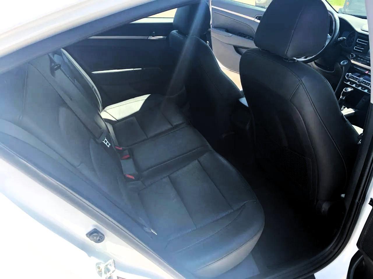 Hyundai Elantra Limited 2020