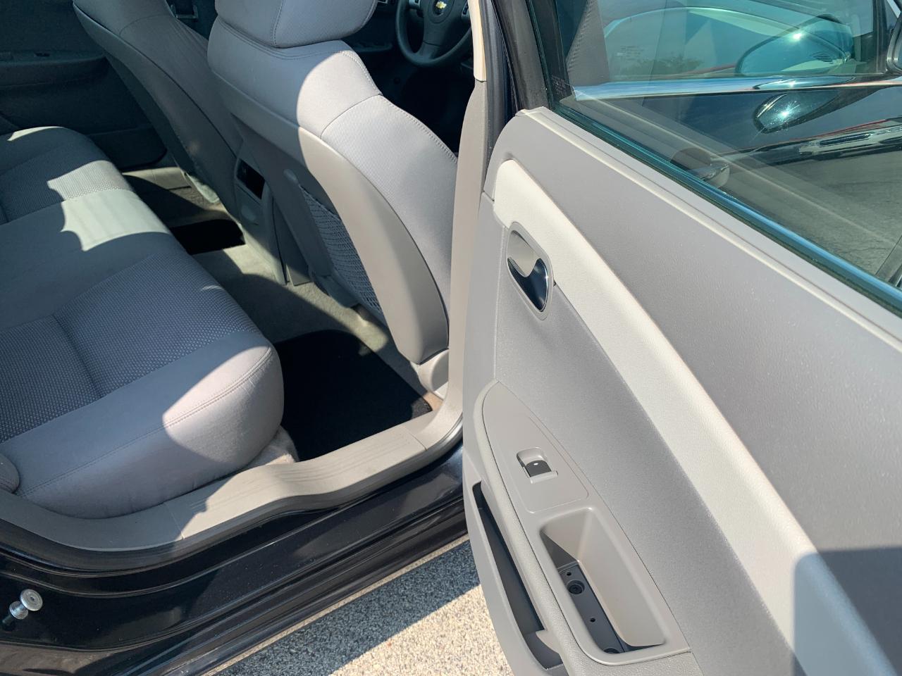 Chevrolet Malibu LS 2011