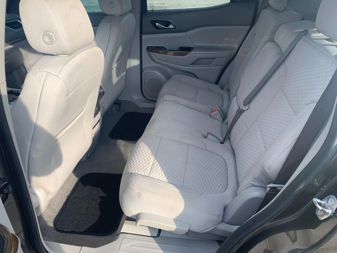 GMC Acadia SLE-1 FWD 2019
