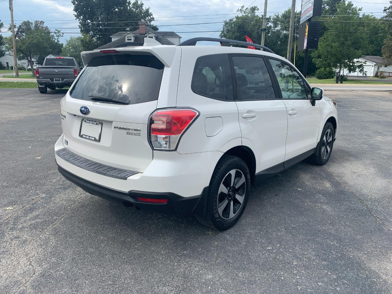 Subaru Forester 2.5i Premium PZEV CVT 2017