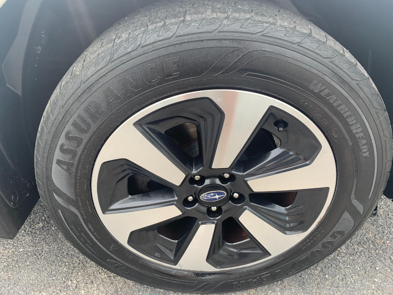 Subaru Forester 2.5i Premium PZEV CVT 2017