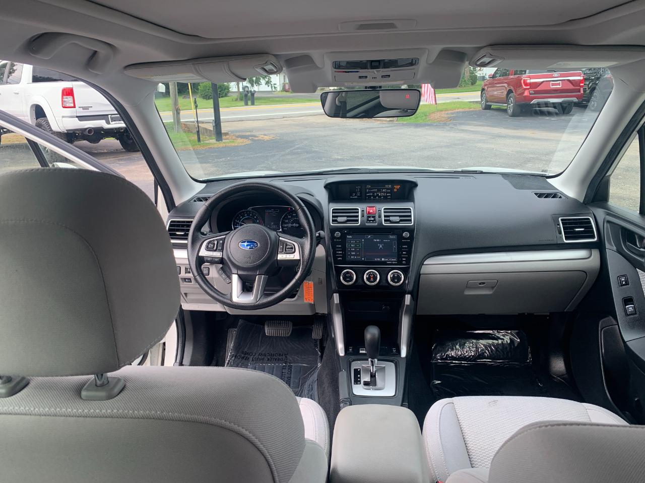 Subaru Forester 2.5i Premium PZEV CVT 2017