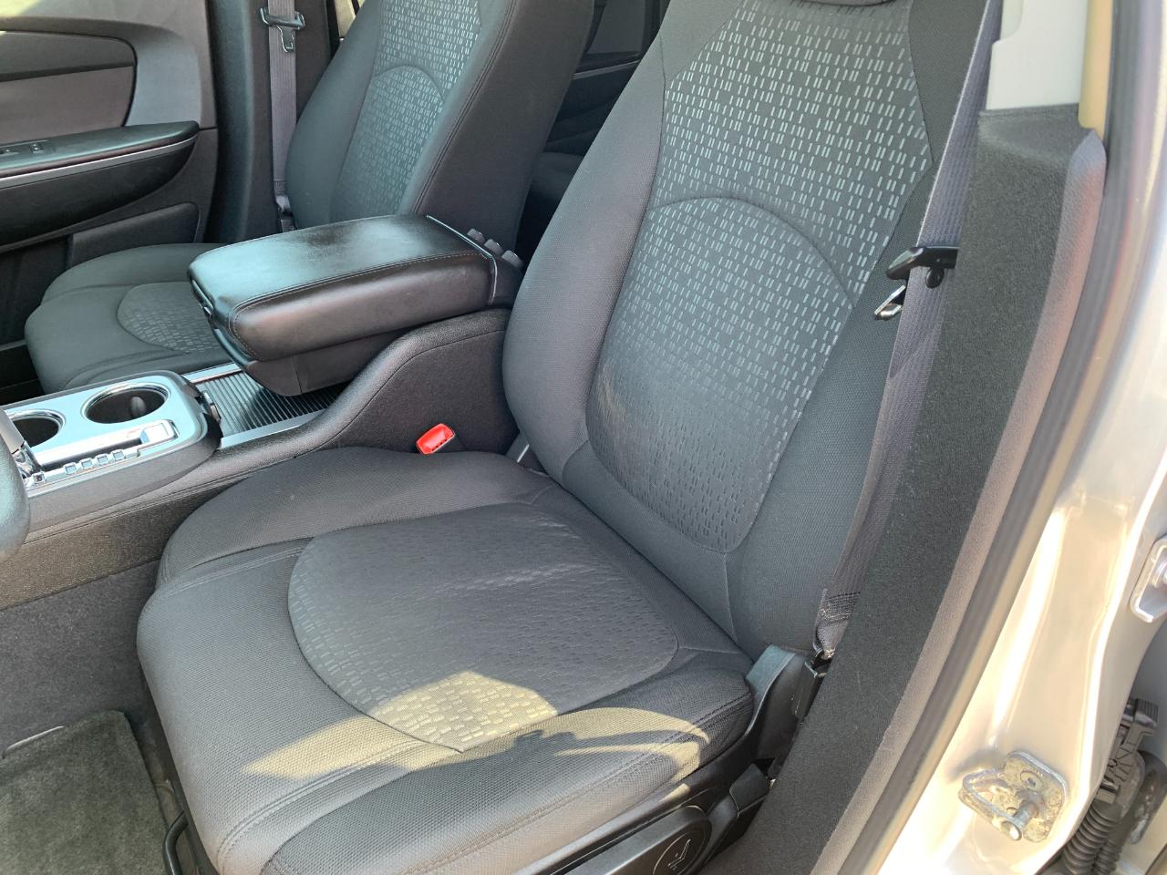 GMC Acadia SLE-1 FWD 2009