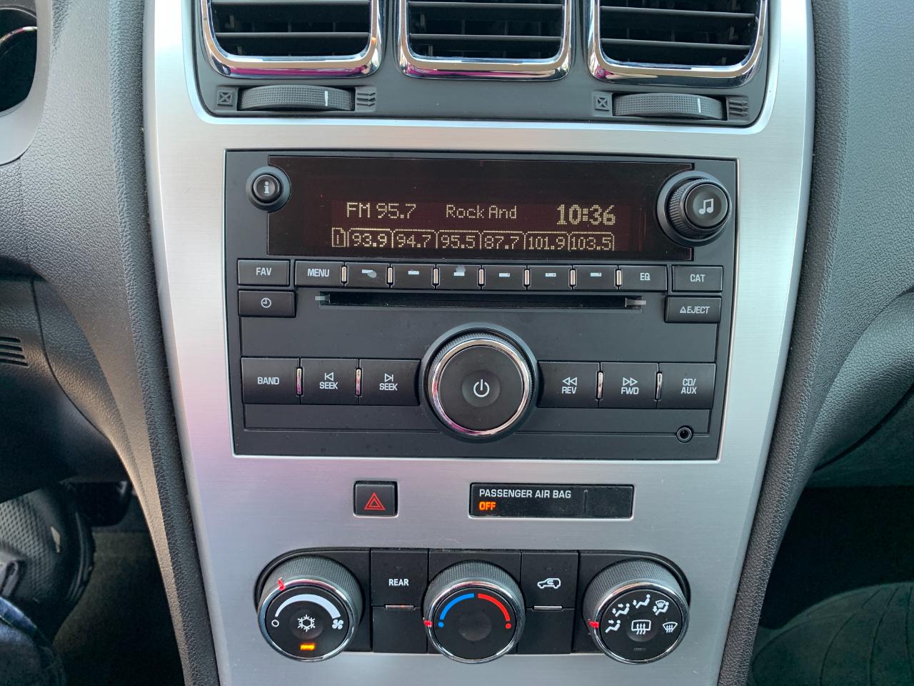 GMC Acadia SLE-1 FWD 2009