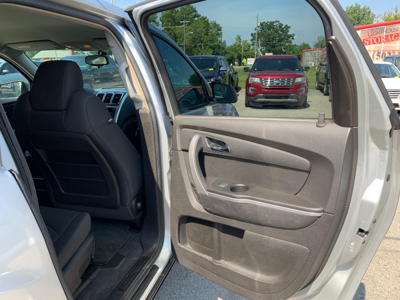 GMC Acadia SLE-1 FWD 2009