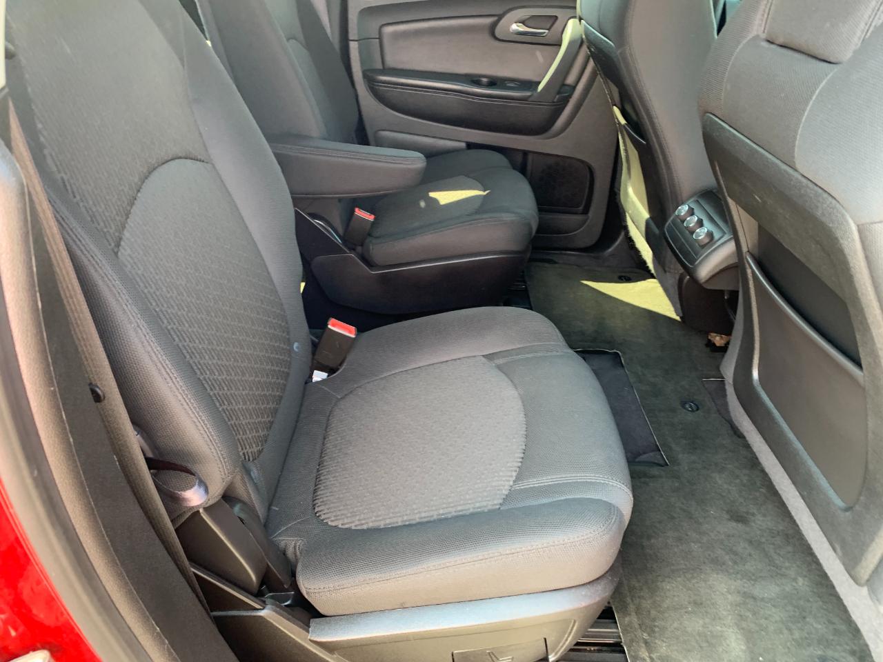 Chevrolet Traverse LT FWD 2012