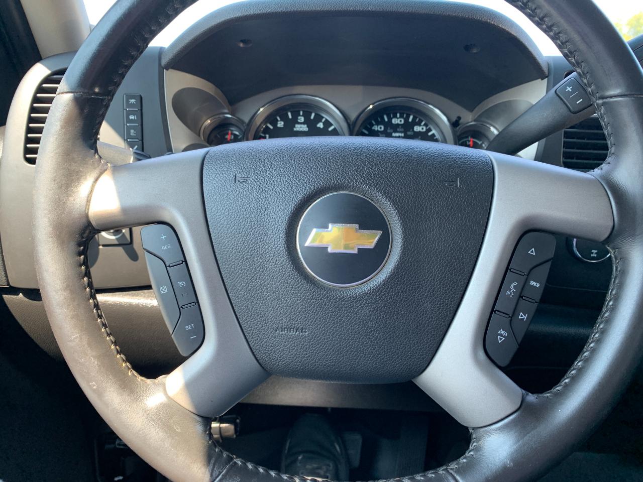 Chevrolet Silverado 1500 LT Crew Cab 4WD 2013