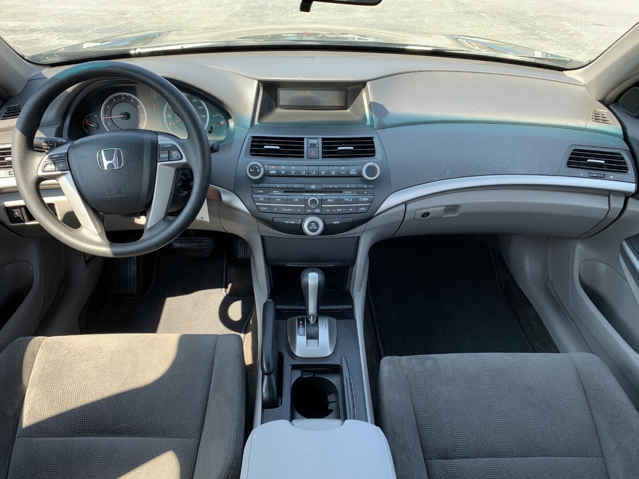 Honda Accord EX Sedan AT 2009