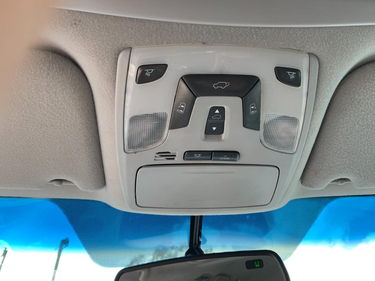 Toyota Sienna XLE FWD 8-Passenger V6 2014