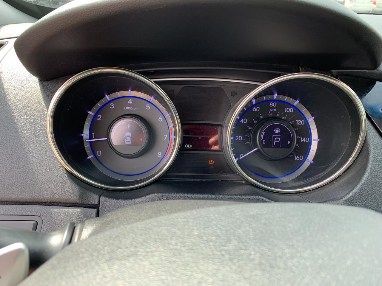Hyundai Sonata Limited Auto 2012