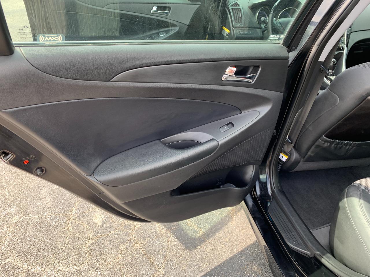 Hyundai Sonata Limited Auto 2012