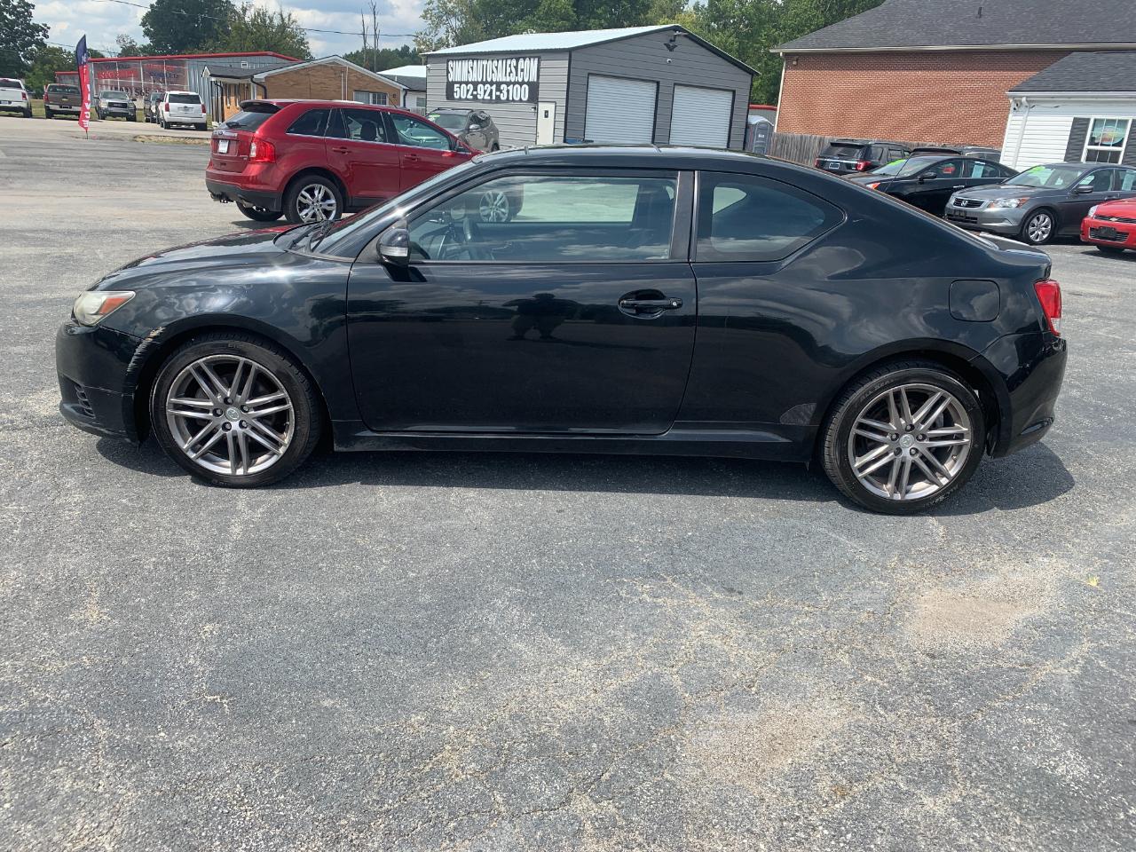 Scion tC Sports Coupe 6-Spd AT 2012