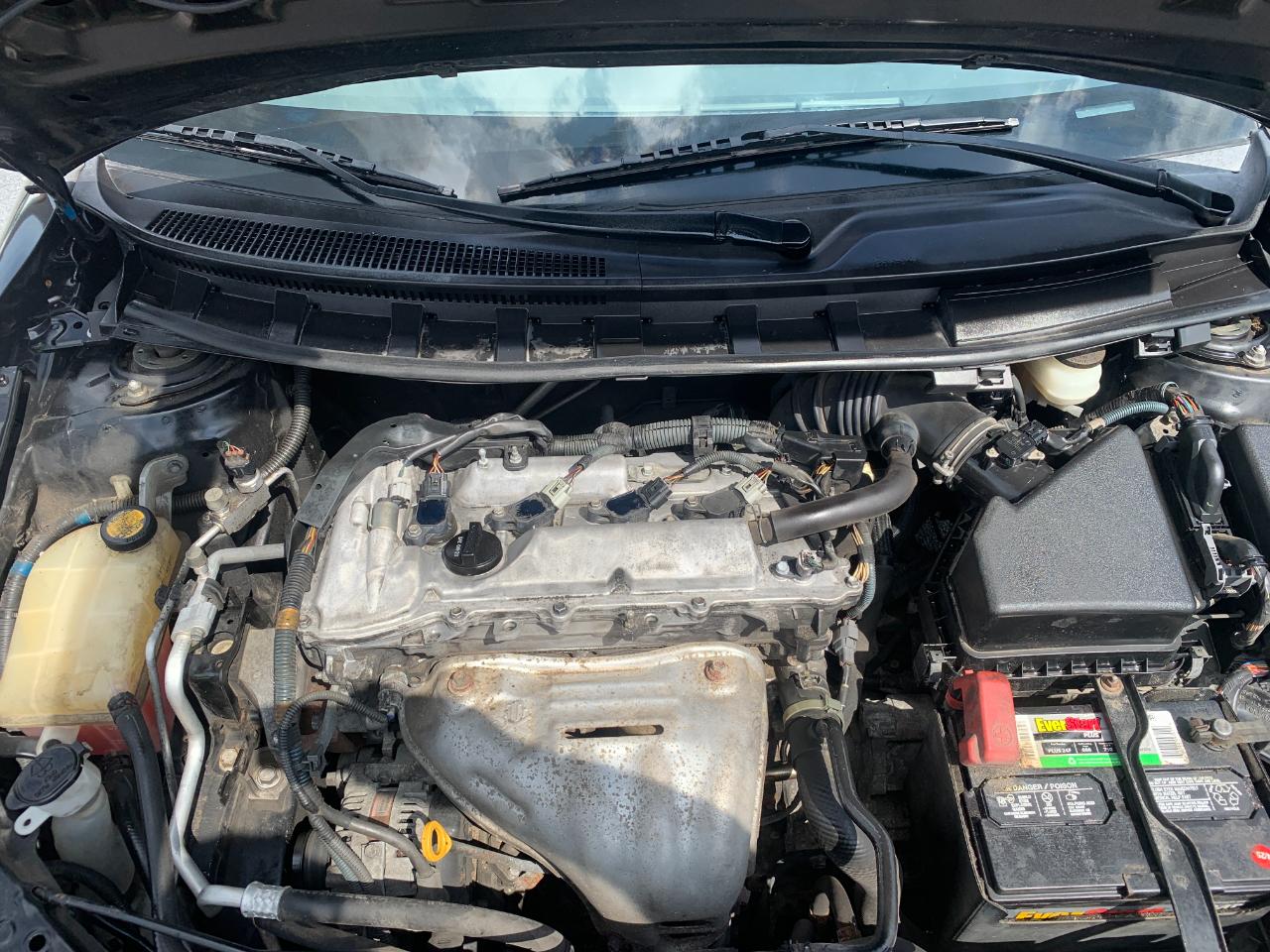 Scion tC Sports Coupe 6-Spd AT 2012