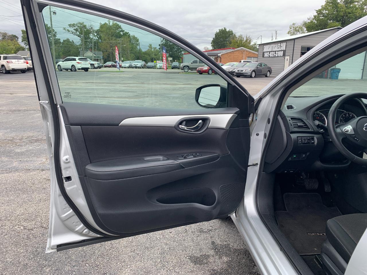 Nissan Sentra S CVT 2019