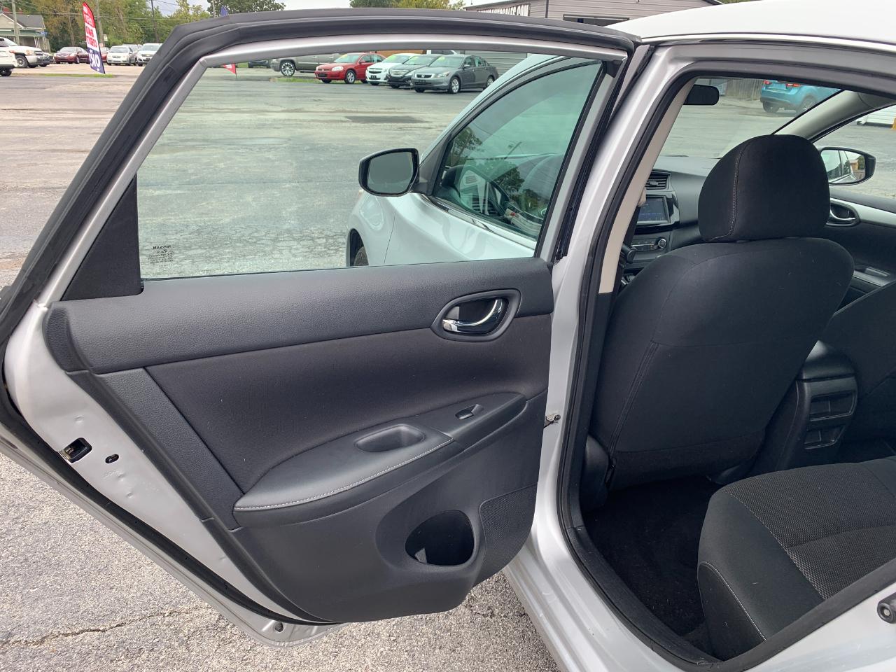 Nissan Sentra S CVT 2019