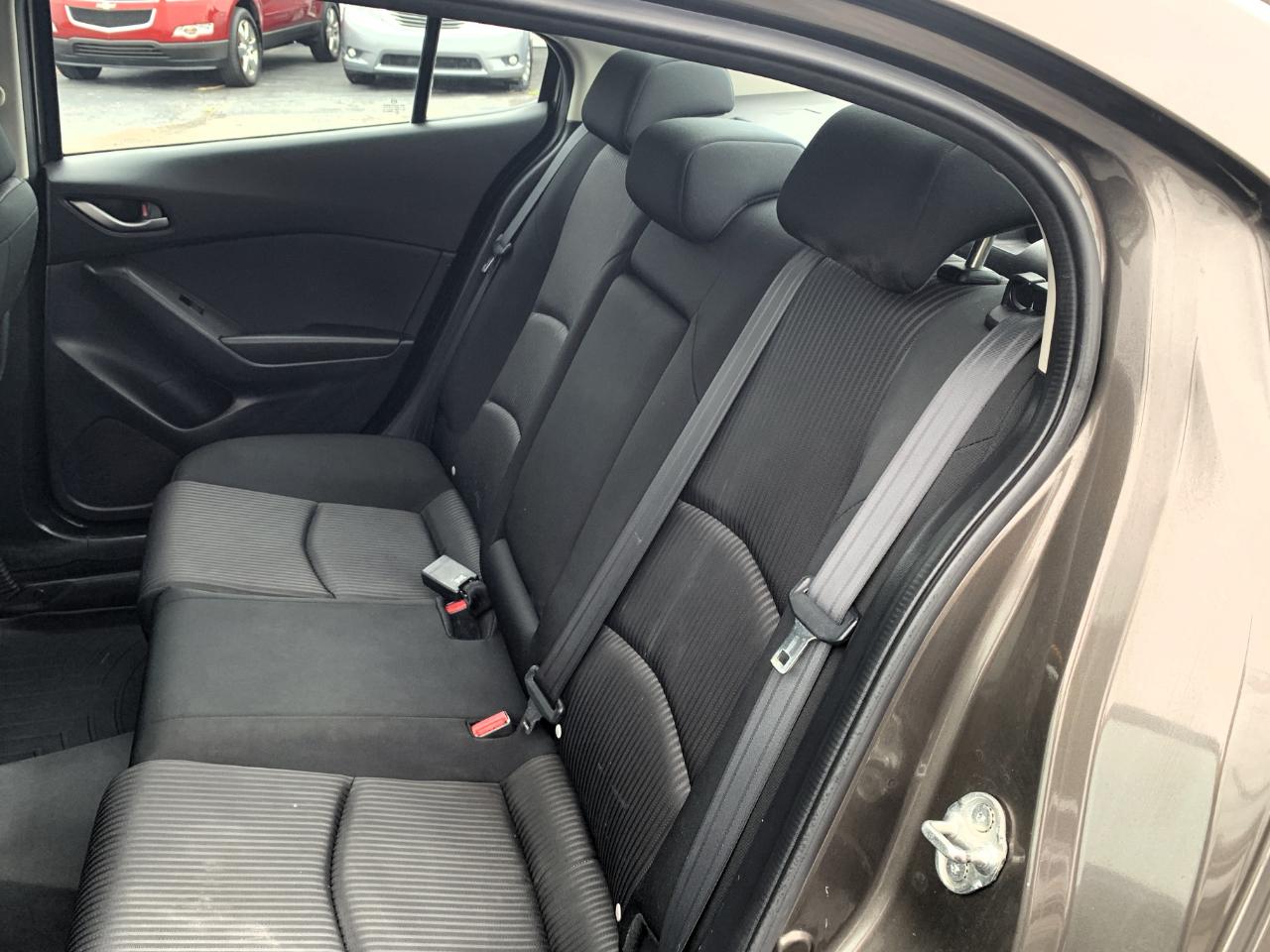 Mazda MAZDA3 i Touring AT 4-Door 2014