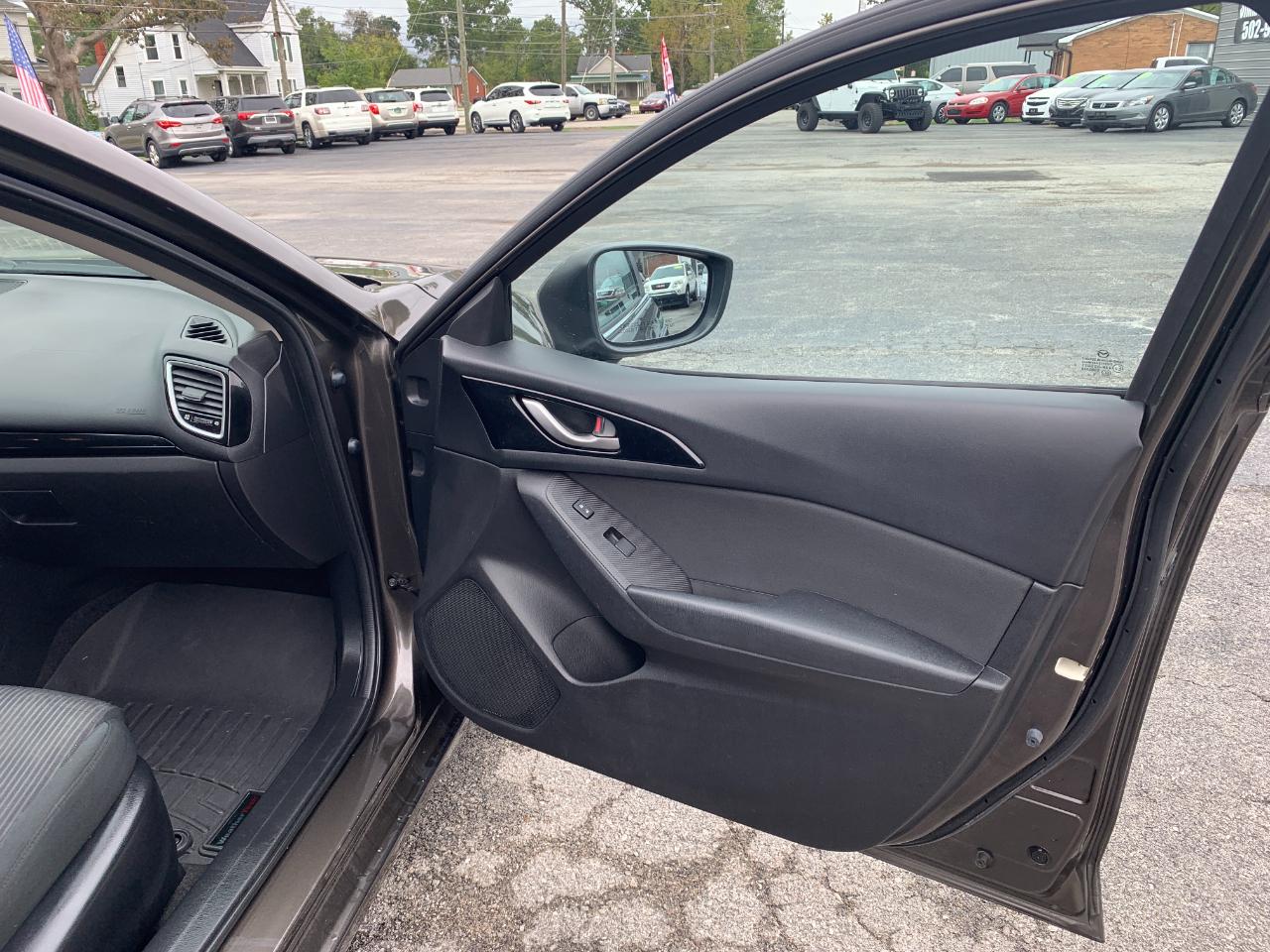 Mazda MAZDA3 i Touring AT 4-Door 2014