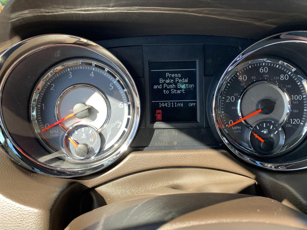 Chrysler Town & Country Limited 2011