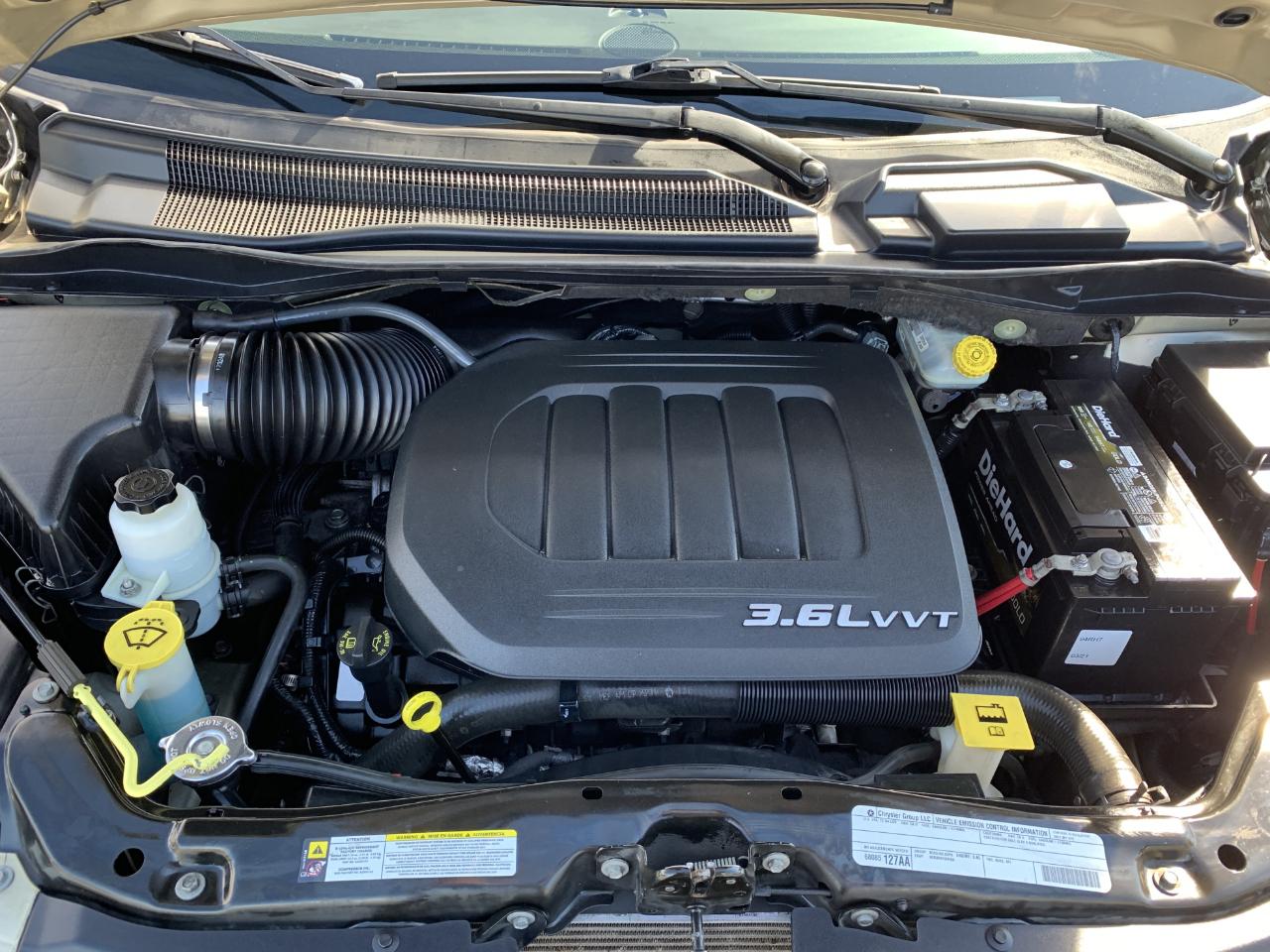 Chrysler Town & Country Limited 2011