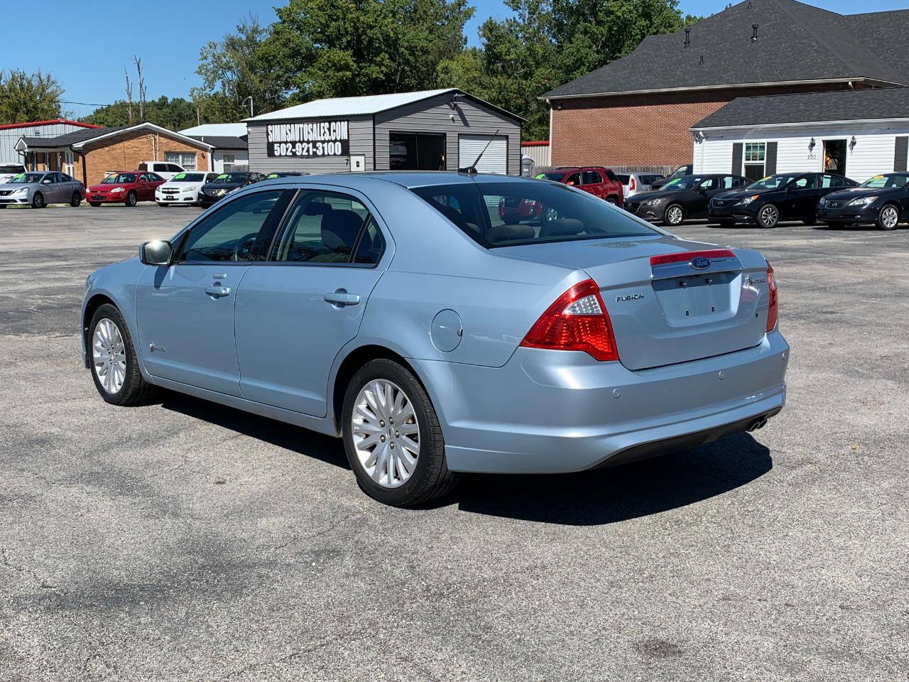 Ford Fusion Hybrid Sedan 2010