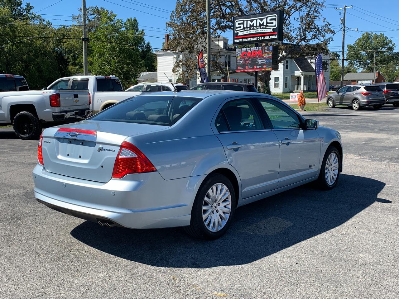 Ford Fusion Hybrid Sedan 2010