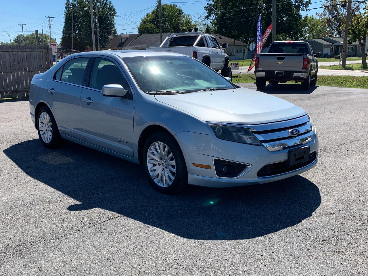 Ford Fusion Hybrid Sedan 2010