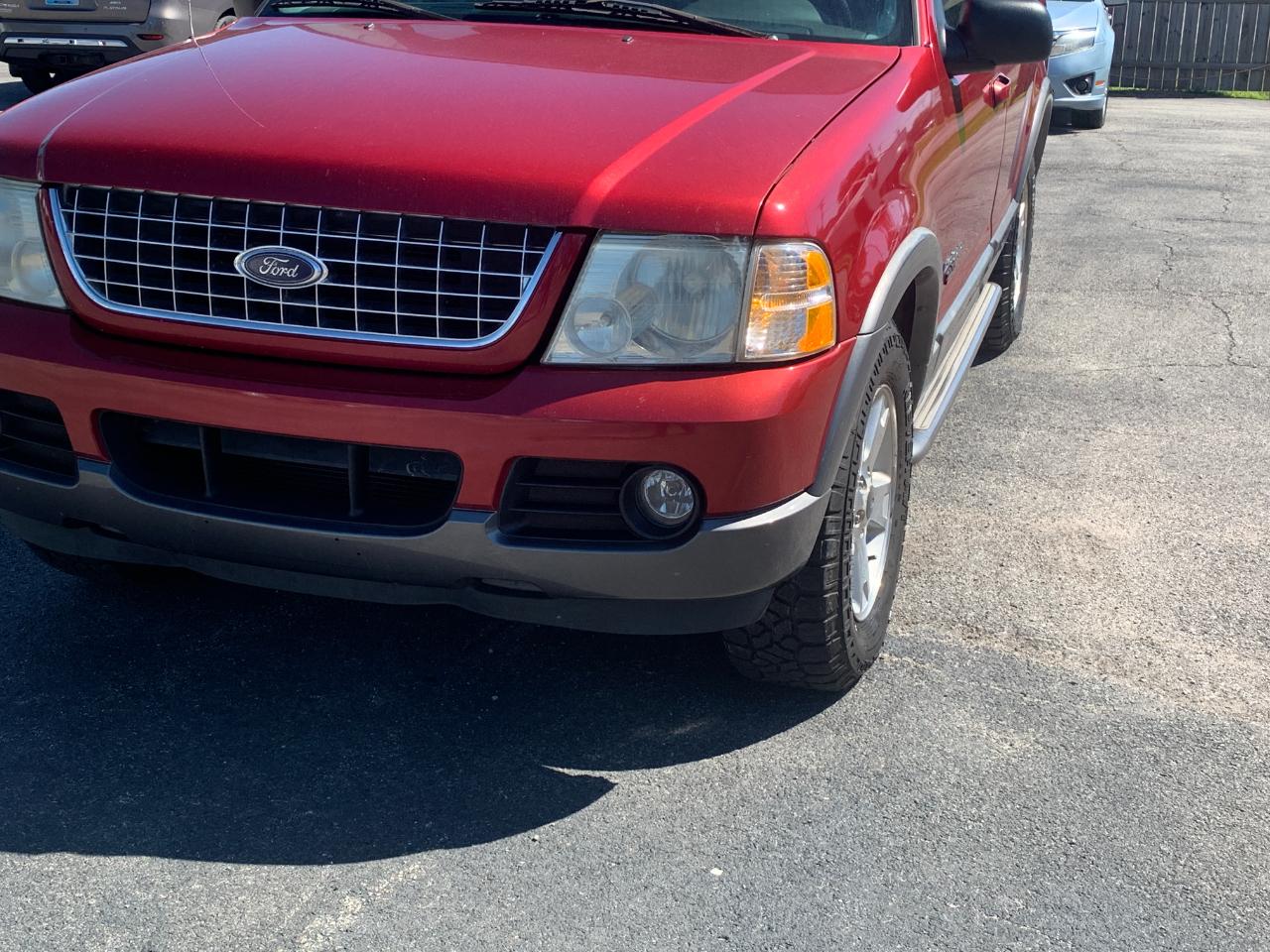 Ford Explorer XLT 4.6L 4WD 2004