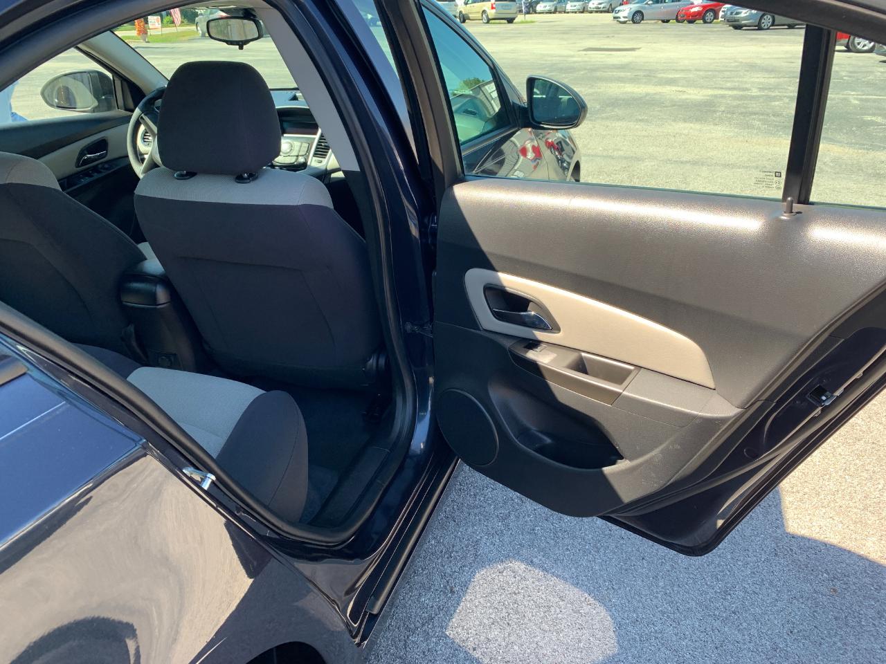 Chevrolet Cruze LS Auto 2014
