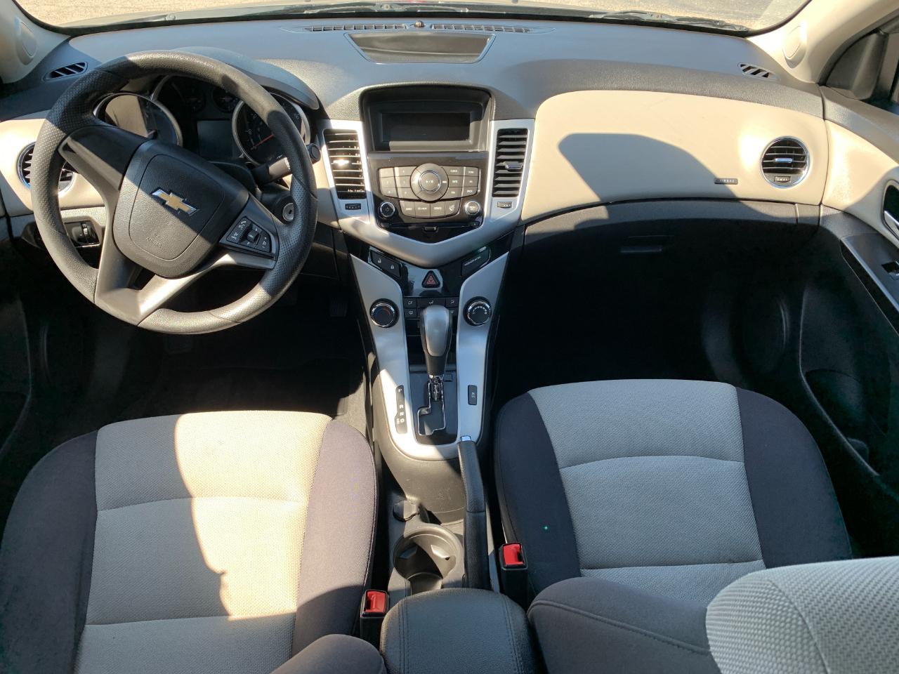 Chevrolet Cruze LS Auto 2014