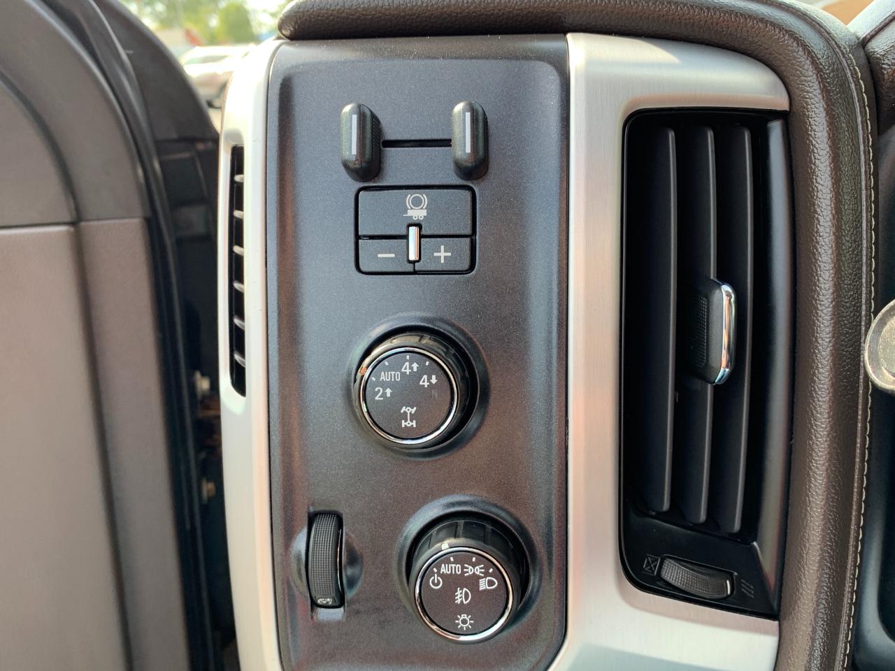GMC Sierra 1500 SLT Ext. Cab 4WD 2014