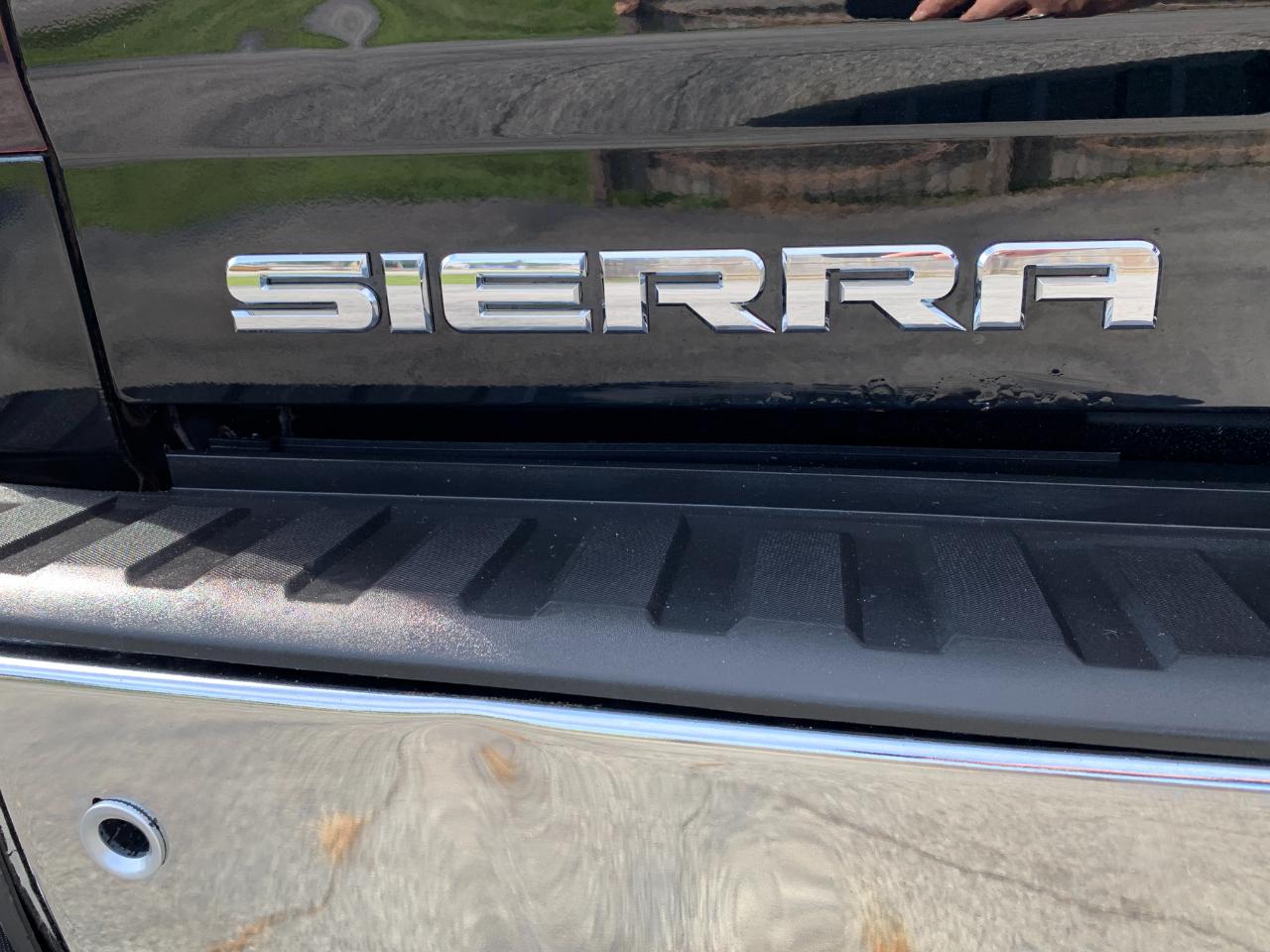 GMC Sierra 1500 SLT Ext. Cab 4WD 2014
