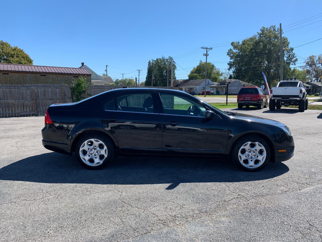 Ford Fusion I4 SE 2011