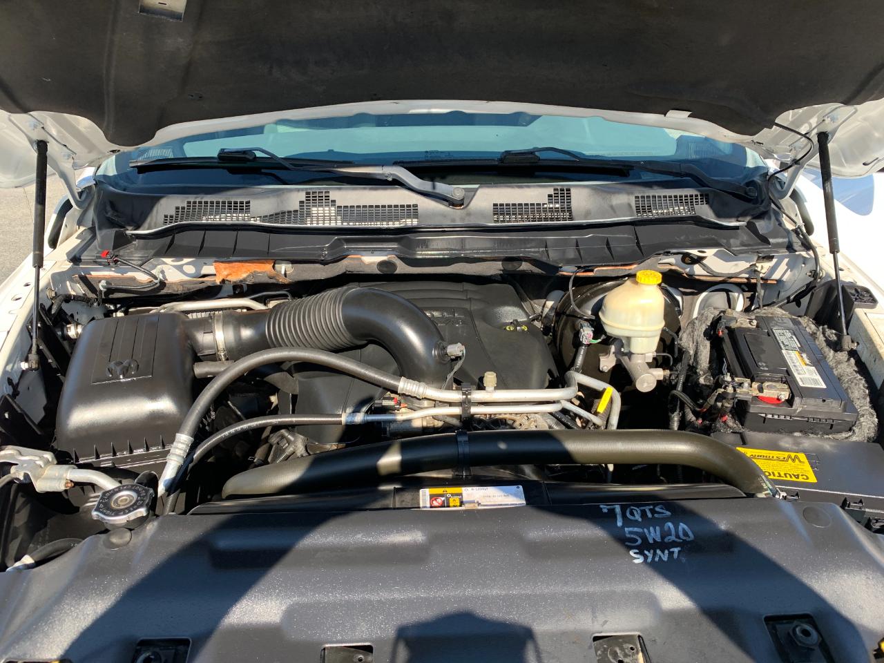 RAM 1500 Tradesman Crew Cab SWB 4WD 2015