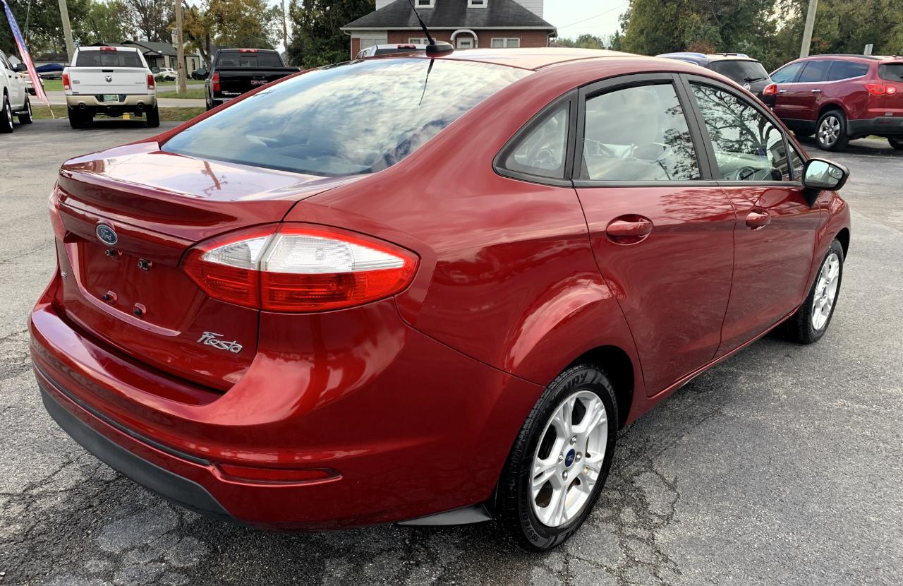 Ford Fiesta SE Sedan 2015