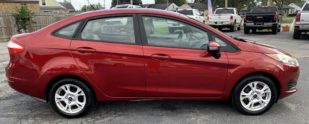 Ford Fiesta SE Sedan 2015