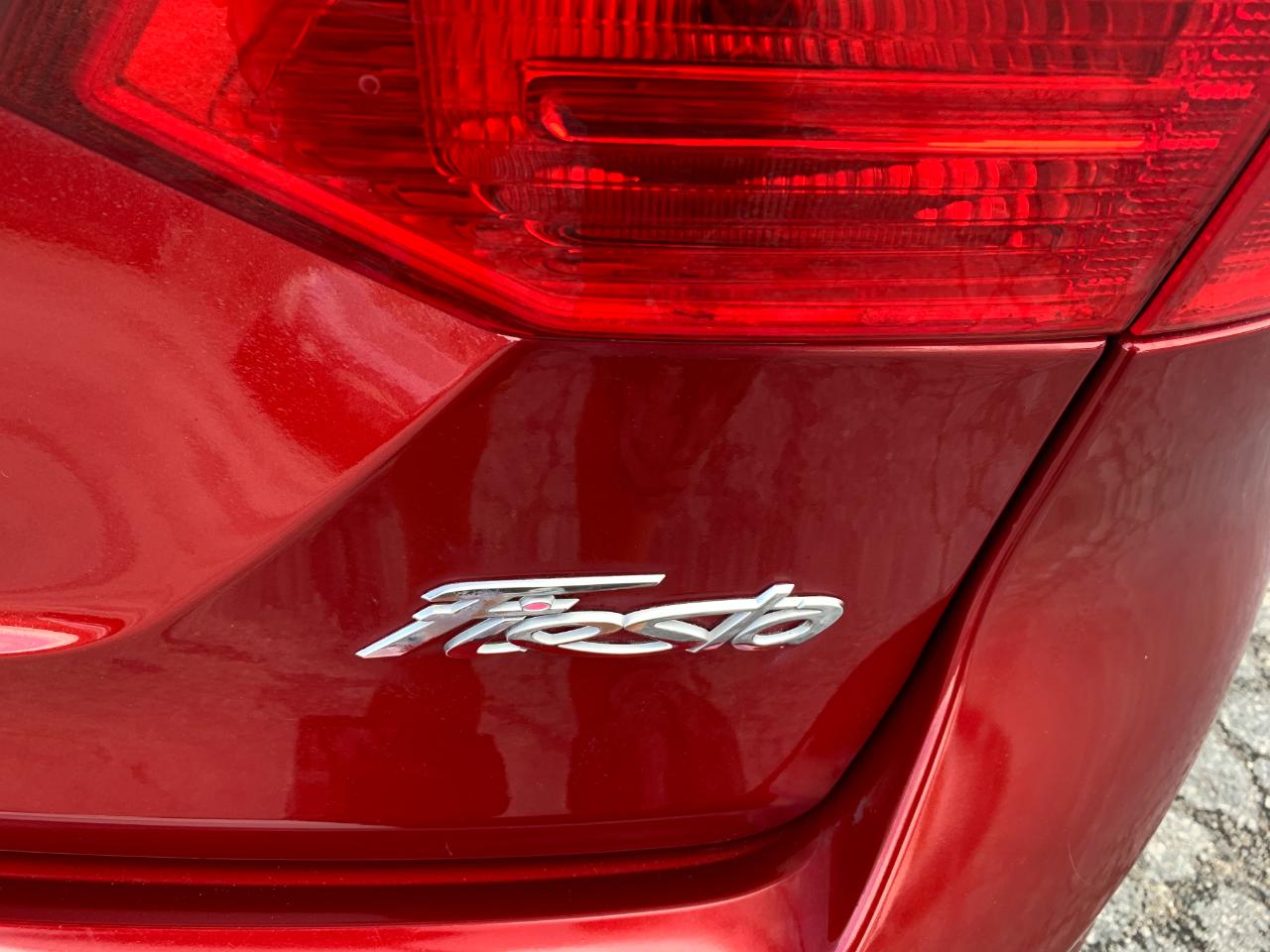 Ford Fiesta SE Sedan 2015