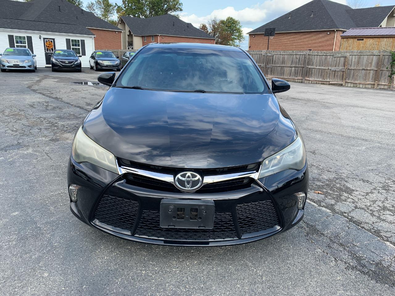Toyota Camry XLE V6 2015