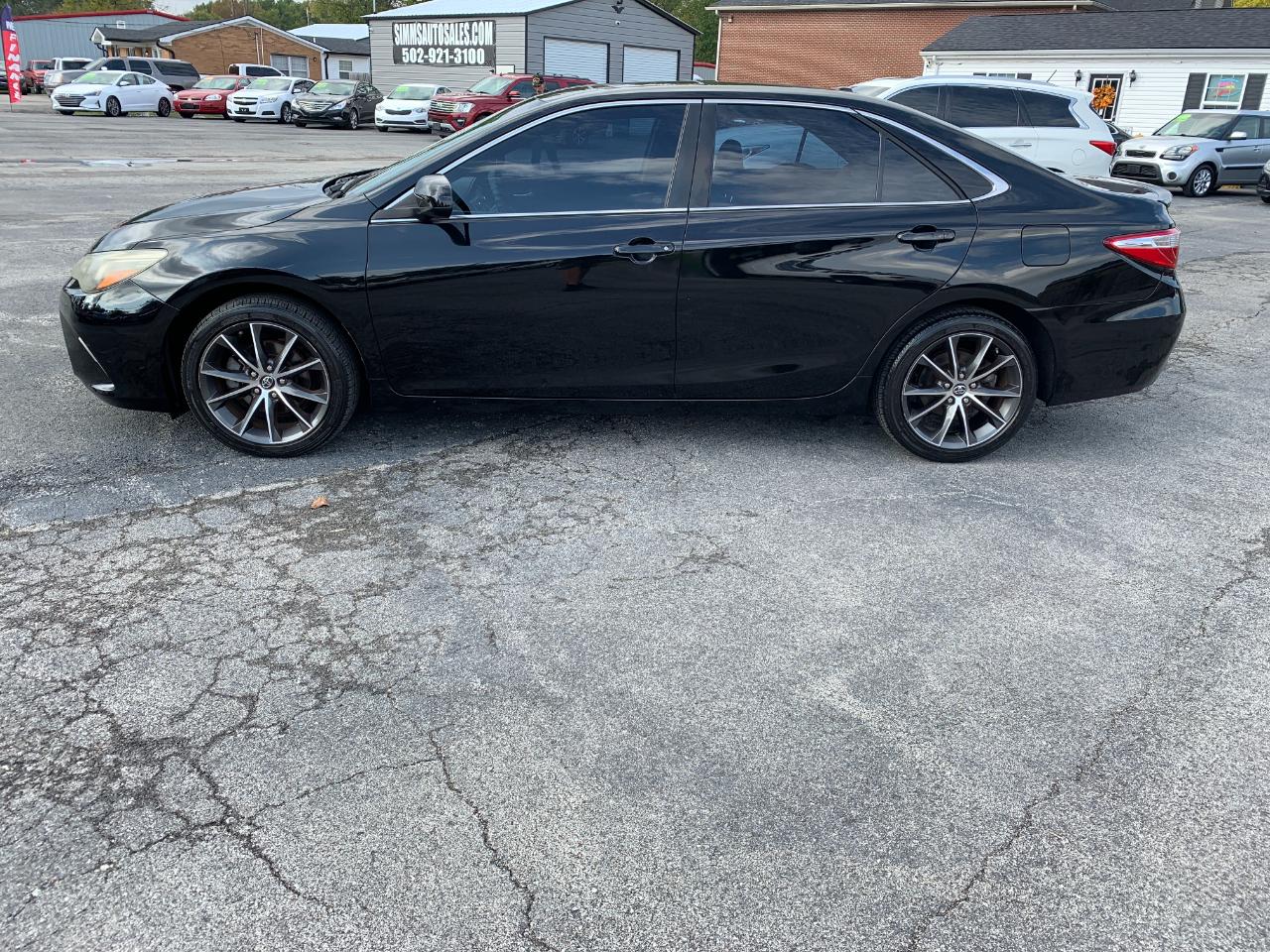 Toyota Camry XLE V6 2015