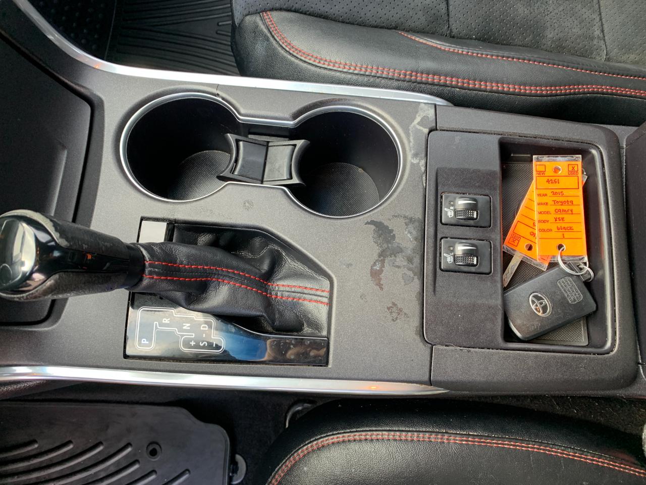 Toyota Camry XLE V6 2015