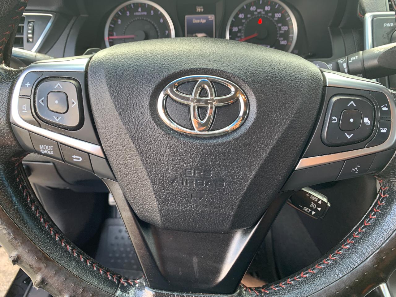 Toyota Camry XLE V6 2015