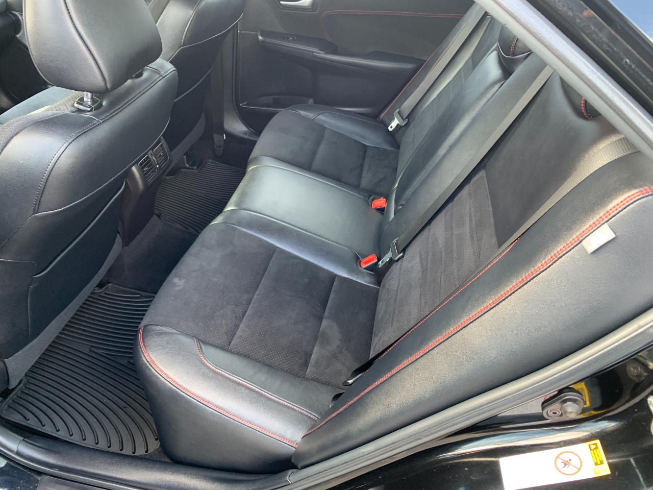 Toyota Camry XLE V6 2015