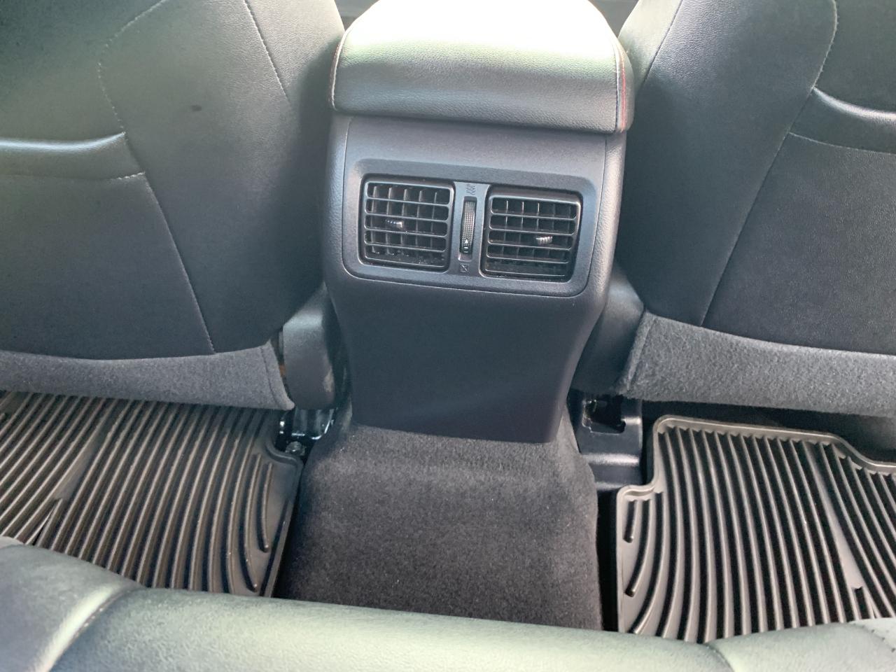 Toyota Camry XLE V6 2015