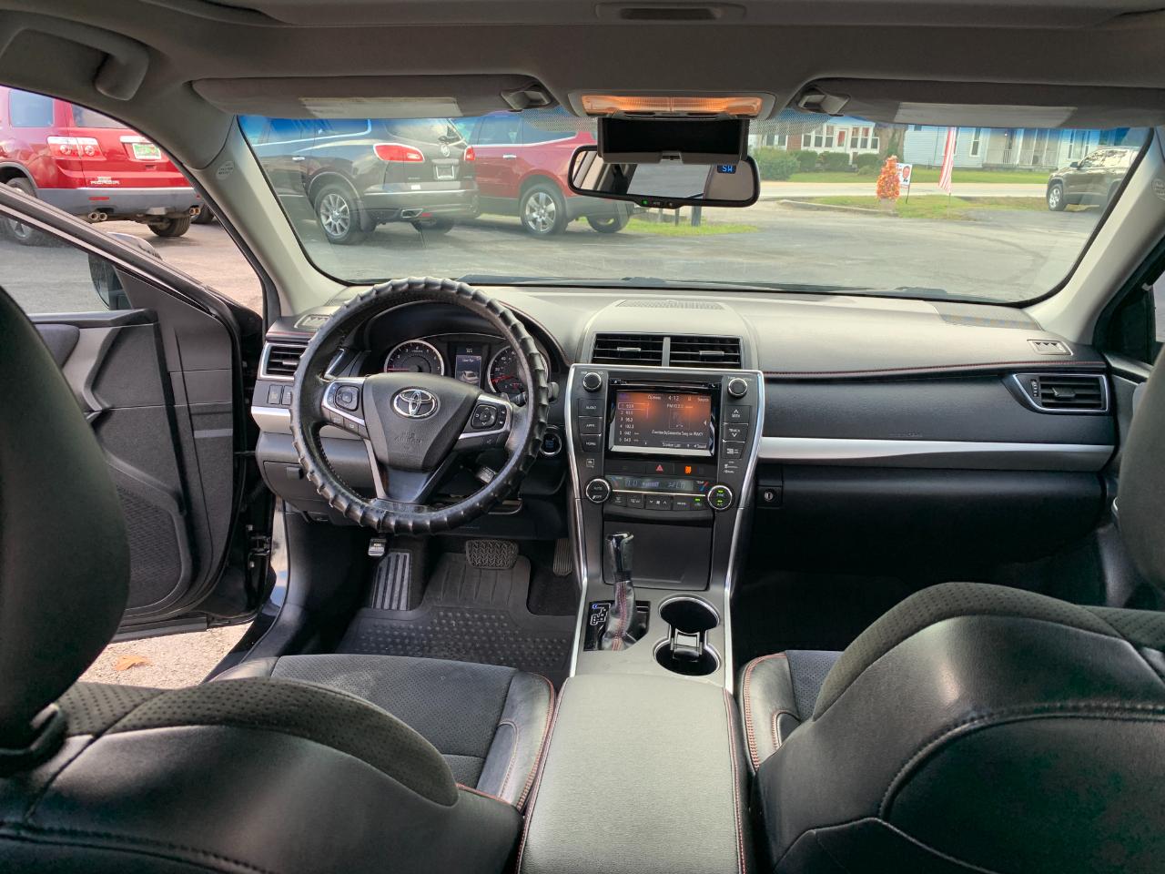 Toyota Camry XLE V6 2015