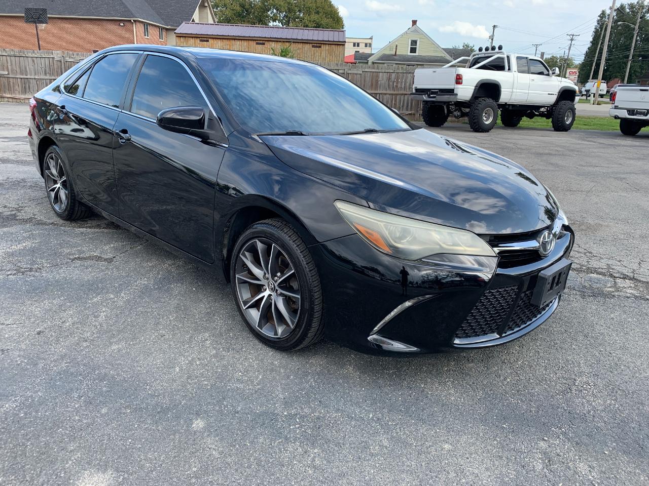 Toyota Camry XLE V6 2015