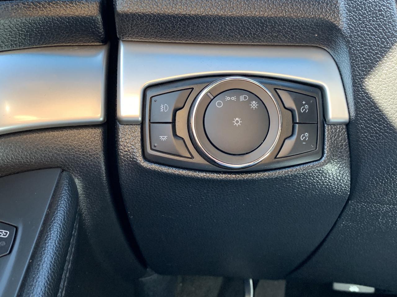 Ford Explorer XLT 4WD 2016