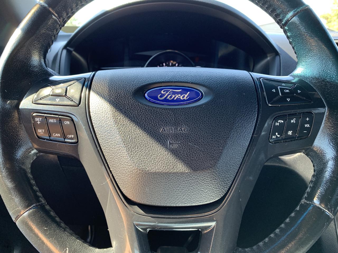 Ford Explorer XLT 4WD 2016